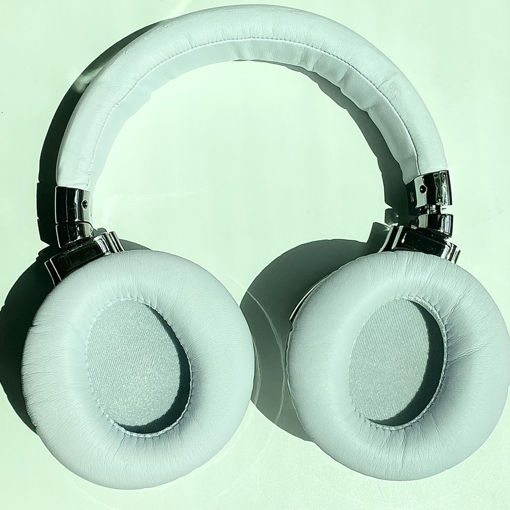 Cowin E7 Pro Active Noise Cancelling Bluetooth Headphones